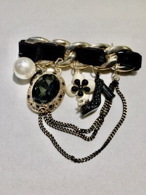 Brooch