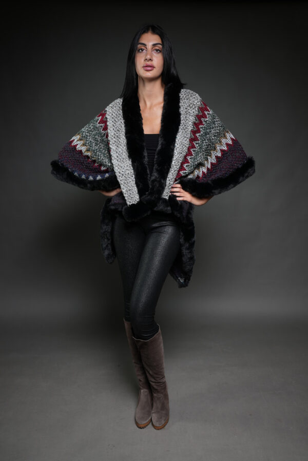 Cape wrap black